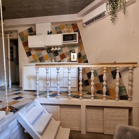 Dp Art Residence - Self Check In Каунас Стая снимка