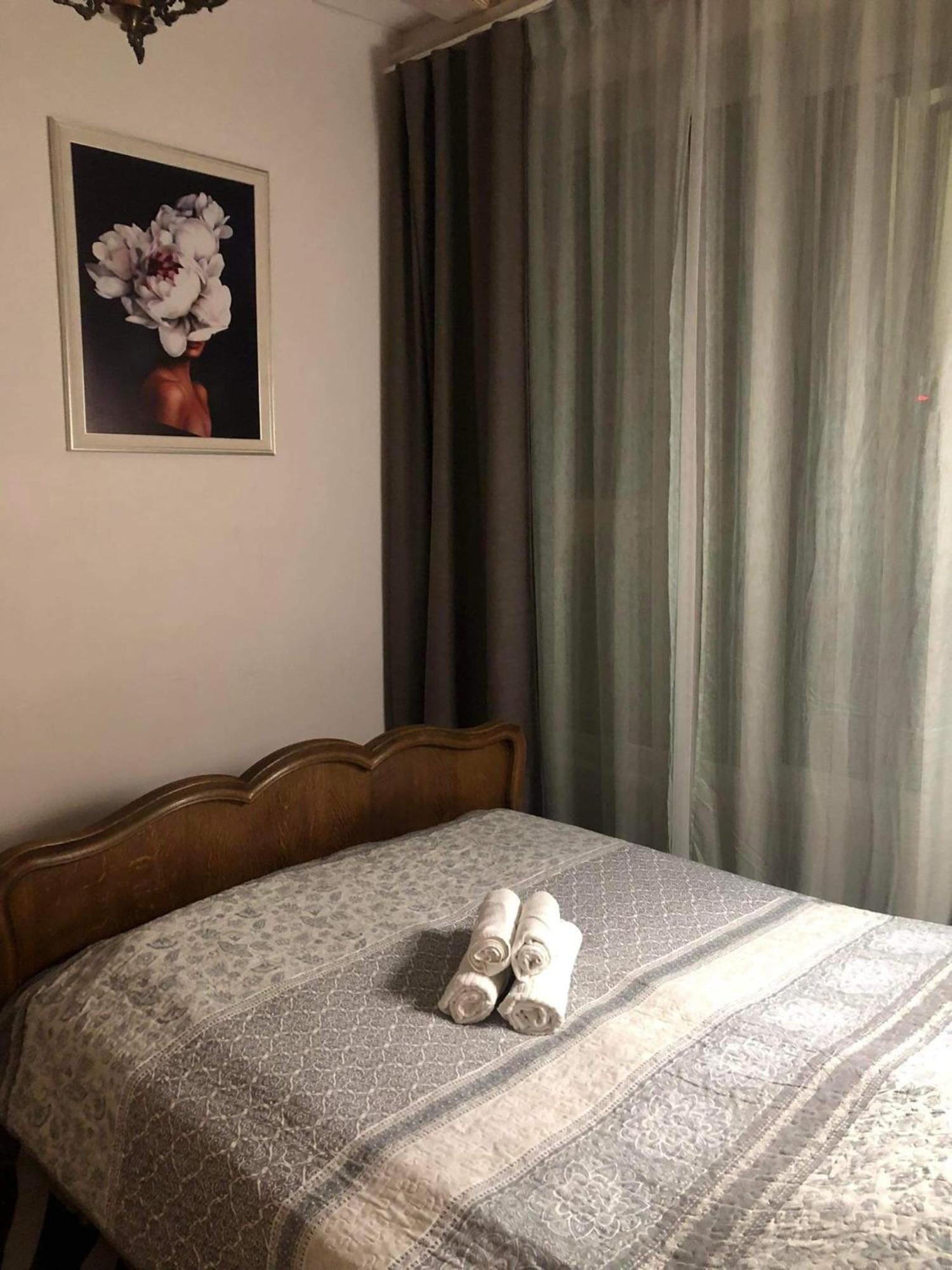 Dp Art Residence - Self Check In Каунас Стая снимка